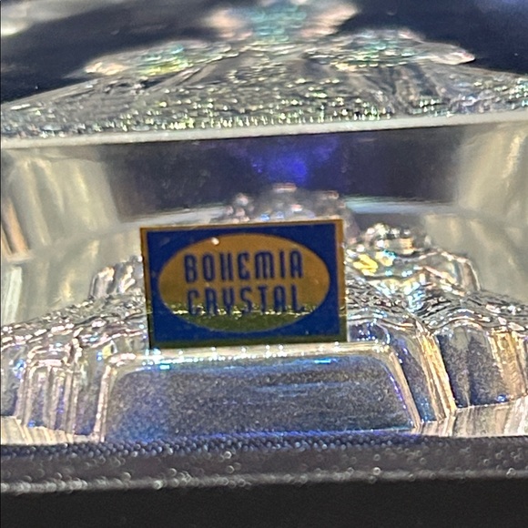 Baby Jesus Of Prague Iridescent Art Glass  Blue and Gold Accents box included - Picture 4 of 10